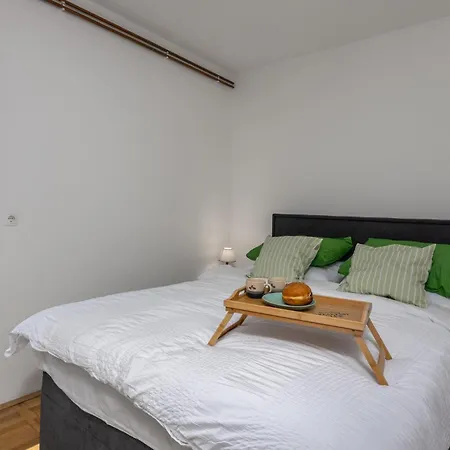 Lovely In With Kitchen * Brod na Kupi