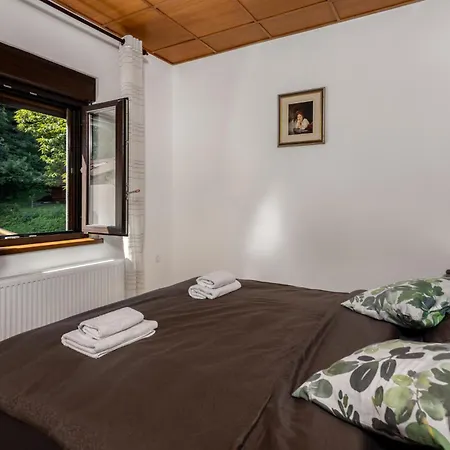 Lovely In With Kitchen Vikendica